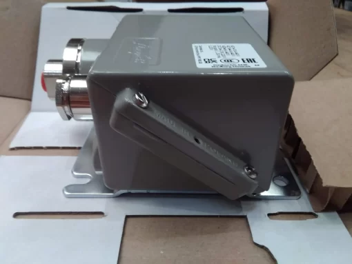 DANFOSS - KPS 060-3121 - Pressostato - immagine 6